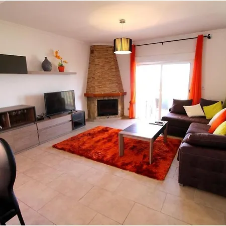 Beautiful 3 Bdr With Fantastic Sea Views