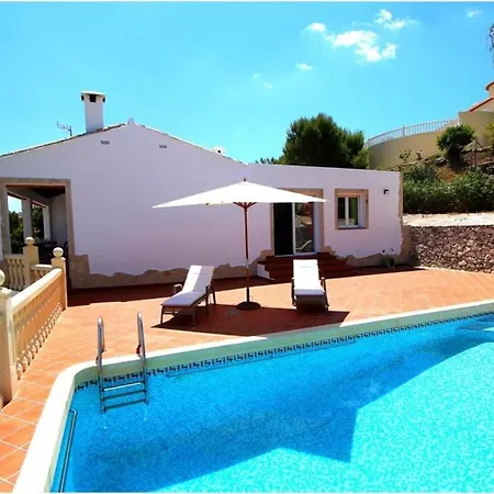 Beautiful 3 Bdr With Fantastic Sea Views Holiday home Muntanya la Sella